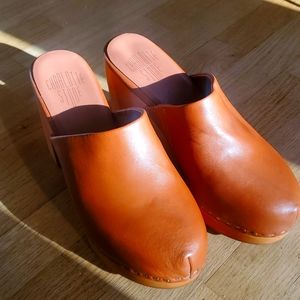 Charlotte Stone platform clogs
